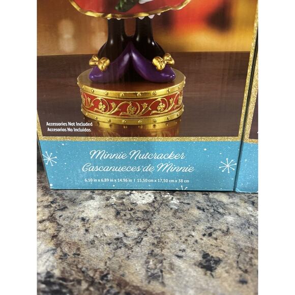 Disney 15-in Mickey and Minnie Mouse Nutcracker Decoration NIB - Picture 4 of 8